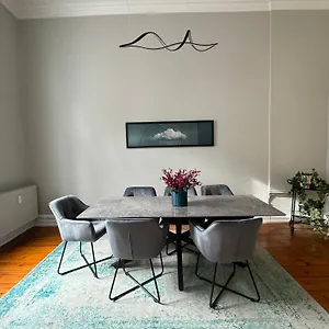  Apartment Koenigin Der Hanse - Im Herzen Der Altstadt, 3 Zimmer, Wifi
